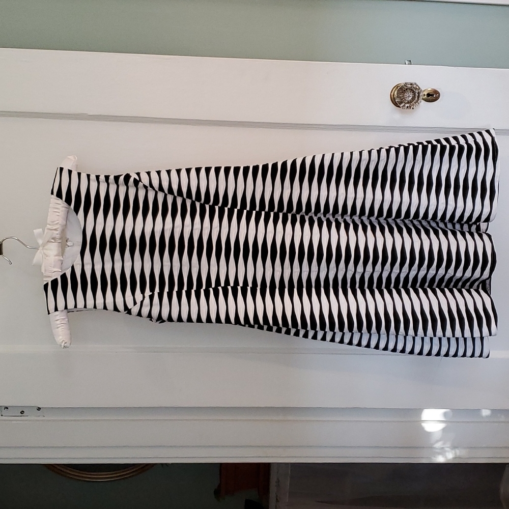 Optical illusion dress
